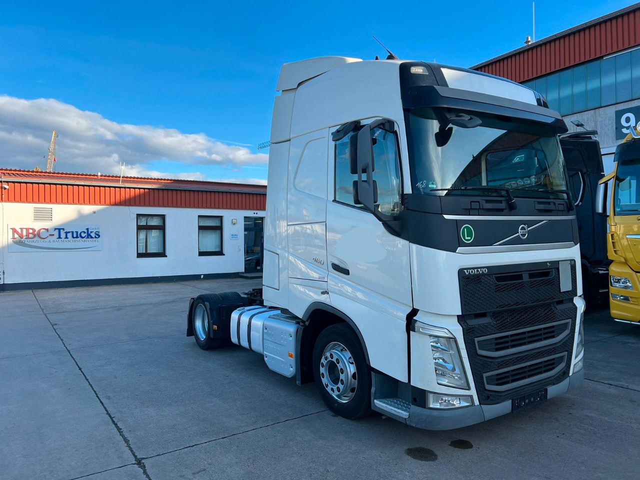 Volvo FH 460 * LOWLINER * RETARDER * VOLLLUFTFEDERUNG - Cap tractor: Foto 3 Volvo FH 460 * LOWLINER * RETARDER * VOLLLUFTFEDERUNG - Cap tractor: Foto 3