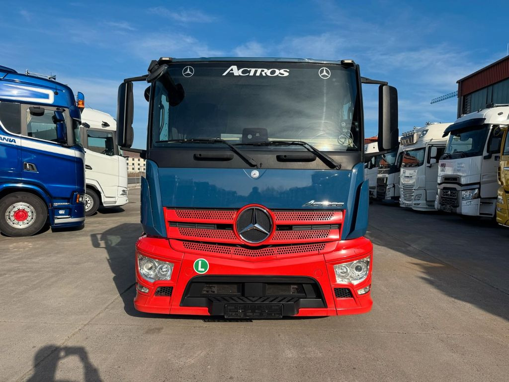 Mercedes-Benz ACTROS 1843 * RETARDER * AUTOTRAANSPORTER * ACC - Camion transport auto: Foto 3 Mercedes-Benz ACTROS 1843 * RETARDER * AUTOTRAANSPORTER * ACC - Camion transport auto: Foto 3