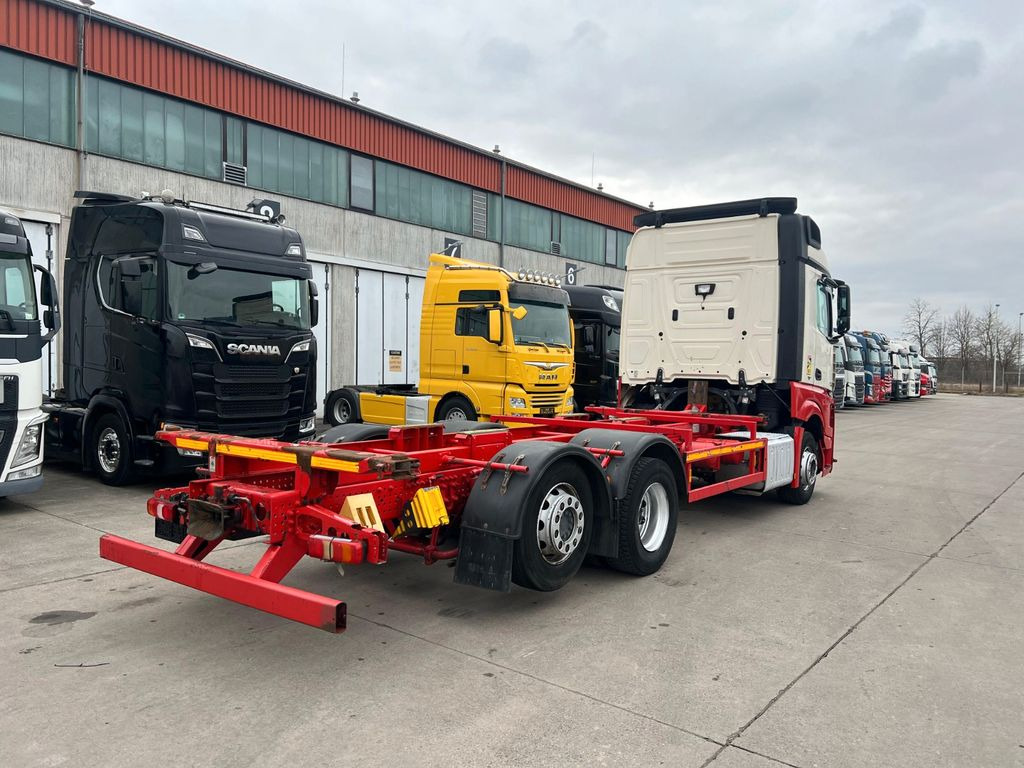 Mercedes-Benz ACTROS 2542 * RETARDER * KLIMA * LIFTACHSE * - Camion transport containere/ Swap body: Foto 4 Mercedes-Benz ACTROS 2542 * RETARDER * KLIMA * LIFTACHSE * - Camion transport containere/ Swap body: Foto 4