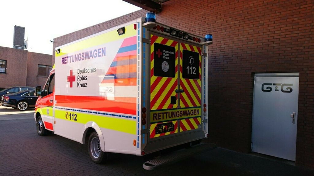 Mercedes-Benz Sprinter 516 // 1 J Garantie // Mercedes-Benz Sprinter 516 // 1 J Garantie // - Ambulanță: Foto 5 Mercedes-Benz Sprinter 516 // 1 J Garantie // Mercedes-Benz Sprinter 516 // 1 J Garantie // - Ambulanță: Foto 5