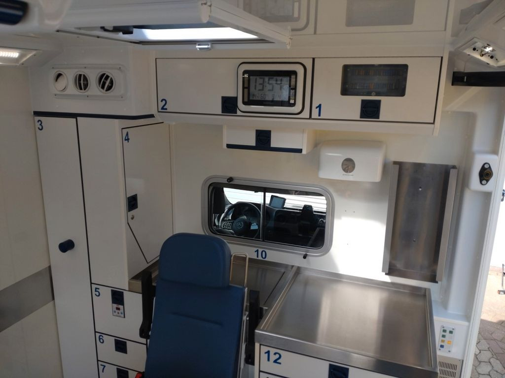 Mercedes-Benz Sprinter 519 / ATM 0km 4x on Stock - Ambulanță: Foto 5 Mercedes-Benz Sprinter 519 / ATM 0km 4x on Stock - Ambulanță: Foto 5