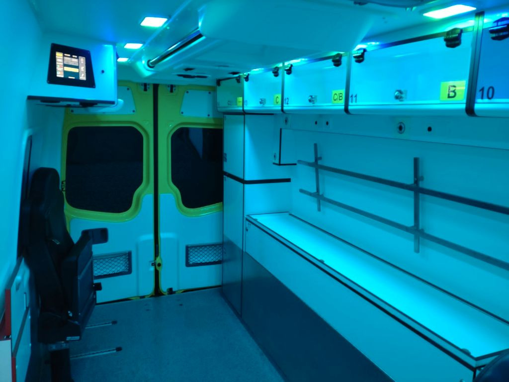 Mercedes-Benz Sprinter ITW RTW 519 2x on Stock - Ambulanță: Foto 5 Mercedes-Benz Sprinter ITW RTW 519 2x on Stock - Ambulanță: Foto 5
