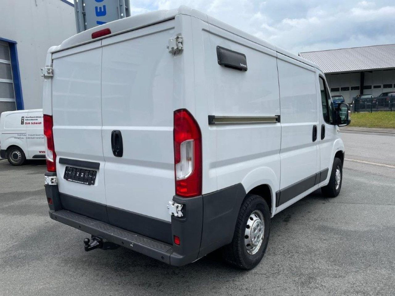 Fiat Ducato 30 130 M-Jet L1H1 Euro6 Klima AHK ZV - Autoutilitară compactă: Foto 3 Fiat Ducato 30 130 M-Jet L1H1 Euro6 Klima AHK ZV - Autoutilitară compactă: Foto 3