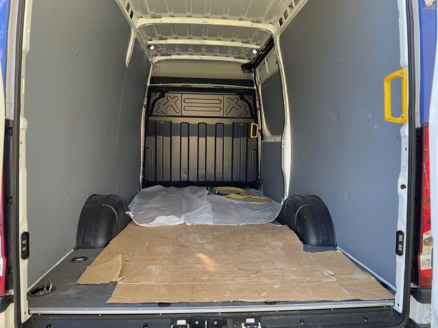 Iveco 35S14 E (eDaily) Klima AHK ZV - Dubă, Autoutilitară electrică: Foto 5 Iveco 35S14 E (eDaily) Klima AHK ZV - Dubă, Autoutilitară electrică: Foto 5
