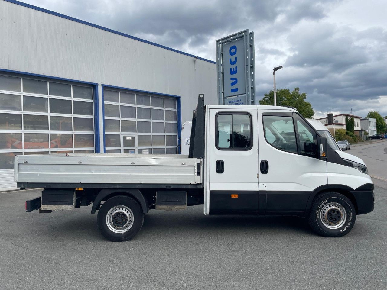 Iveco Daily 35S13D Euro5 AHK ZV - Autoutilitară cu platformă, Autoutilitară cabină dublă: Foto 3 Iveco Daily 35S13D Euro5 AHK ZV - Autoutilitară cu platformă, Autoutilitară cabină dublă: Foto 3