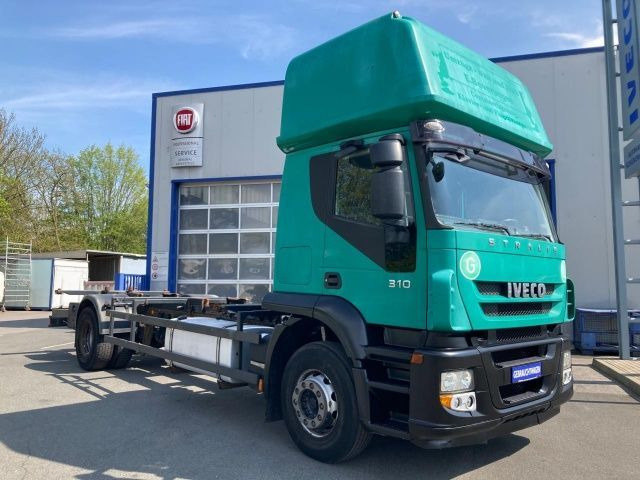 Iveco Stralis AT190S31/FP CM TOPSLEEPER Euro5 Intarder - Camion transport containere/ Swap body: Foto 1 Iveco Stralis AT190S31/FP CM TOPSLEEPER Euro5 Intarder - Camion transport containere/ Swap body: Foto 1