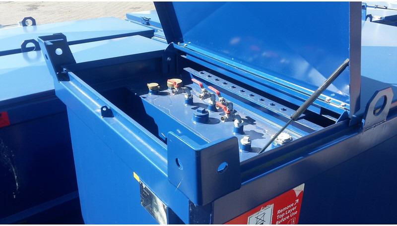 3000 liter high cube IBC tank - Camion cisternă: Foto 4 3000 liter high cube IBC tank - Camion cisternă: Foto 4