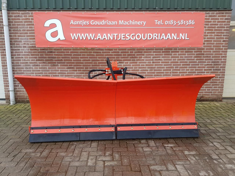 Boxer agri PU 2600 - Plug zapada: Foto 1 Boxer agri PU 2600 - Plug zapada: Foto 1