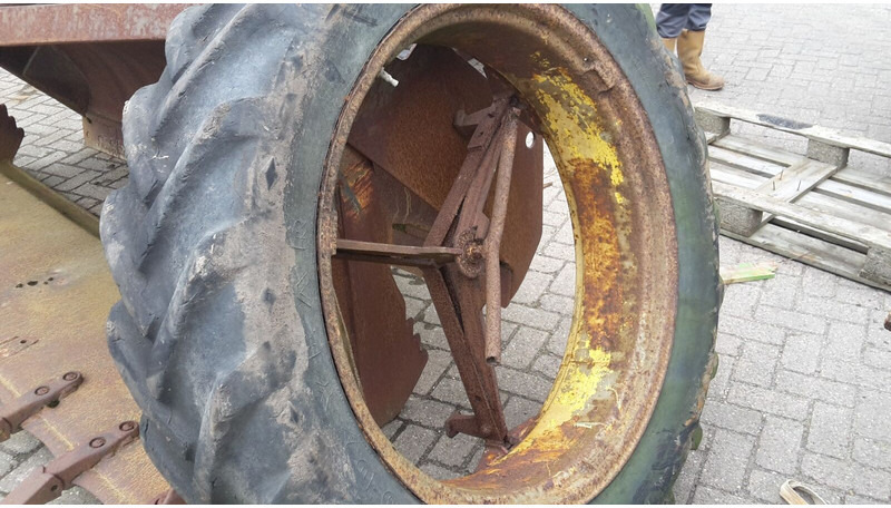 Goodyear dubbellucht - Anvelopă pentru Utilaje agricole: Foto 1 Goodyear dubbellucht - Anvelopă pentru Utilaje agricole: Foto 1