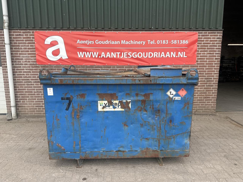 IBC 1500 liter - Camion cisternă: Foto 1 IBC 1500 liter - Camion cisternă: Foto 1