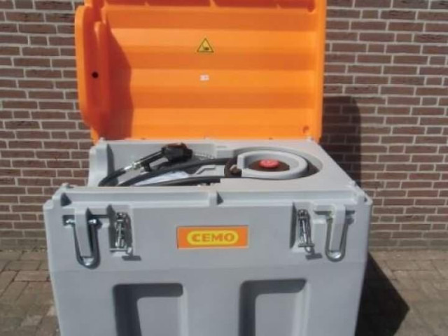 Kunststof dieseltank - Camion cisternă: Foto 2 Kunststof dieseltank - Camion cisternă: Foto 2