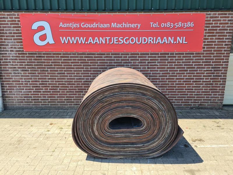 Onbekend Kuilplaatrubber - Utilaje de creştere vite: Foto 1 Onbekend Kuilplaatrubber - Utilaje de creştere vite: Foto 1