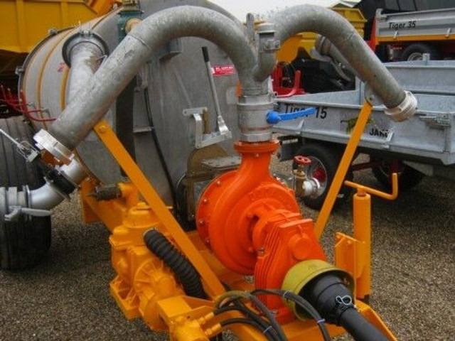 Onbekend - Maşină de împrăştiat gunoi de grajd: Foto 1 Onbekend - Maşină de împrăştiat gunoi de grajd: Foto 1