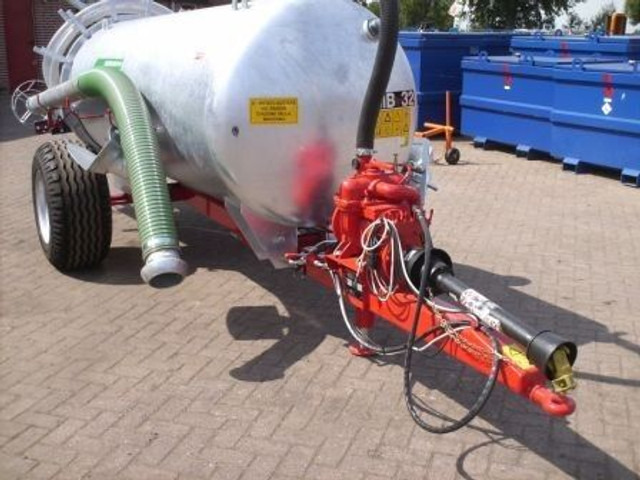 Onbekend - Maşină de împrăştiat gunoi de grajd: Foto 2 Onbekend - Maşină de împrăştiat gunoi de grajd: Foto 2