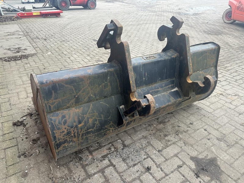 Slotenbak CW30 omkeerbaar - Gebruikt - Cupă pentru Excavator: Foto 4 Slotenbak CW30 omkeerbaar - Gebruikt - Cupă pentru Excavator: Foto 4