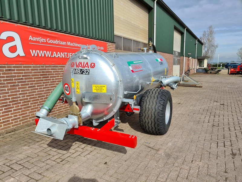 Vaia waterwagen MB32 - Maşină de împrăştiat gunoi de grajd: Foto 3 Vaia waterwagen MB32 - Maşină de împrăştiat gunoi de grajd: Foto 3