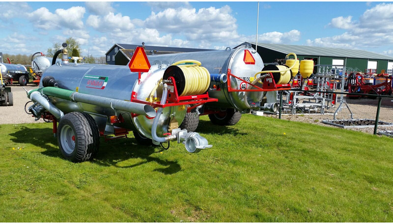 Watertank met haspel - Maşină de împrăştiat gunoi de grajd: Foto 4 Watertank met haspel - Maşină de împrăştiat gunoi de grajd: Foto 4