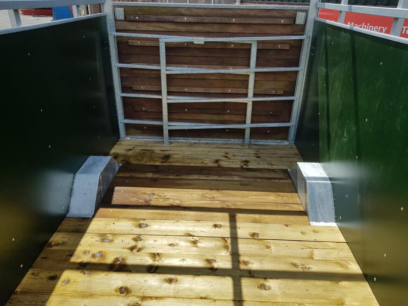 Veewagen 4 meter - Remorcă agricolă: Foto 5 Veewagen 4 meter - Remorcă agricolă: Foto 5