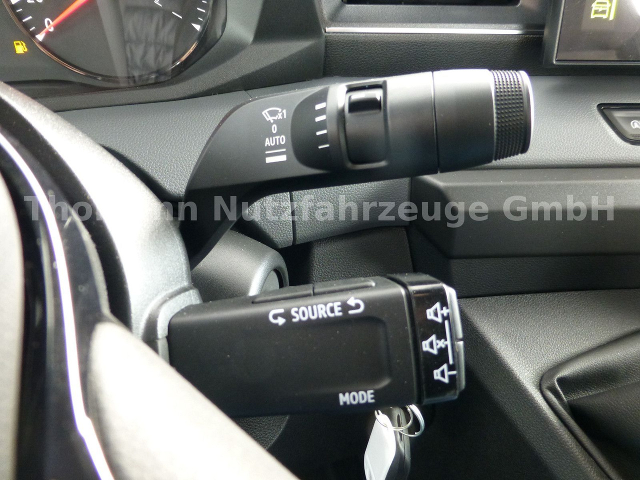 Maşină de tractare nou Renault NEW Master 2025 Autotransporter NAVI Luft Fed.: Foto 24 Maşină de tractare nou Renault NEW Master 2025 Autotransporter NAVI Luft Fed.: Foto 24