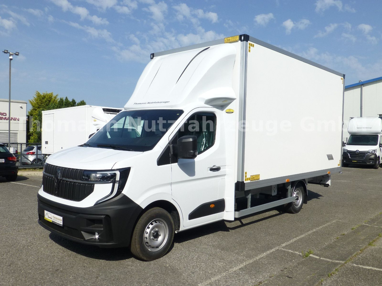 Renault NEW Master 2025 Koffer Türen Möbelkoffer - Autoutilitară box: Foto 1 Renault NEW Master 2025 Koffer Türen Möbelkoffer - Autoutilitară box: Foto 1