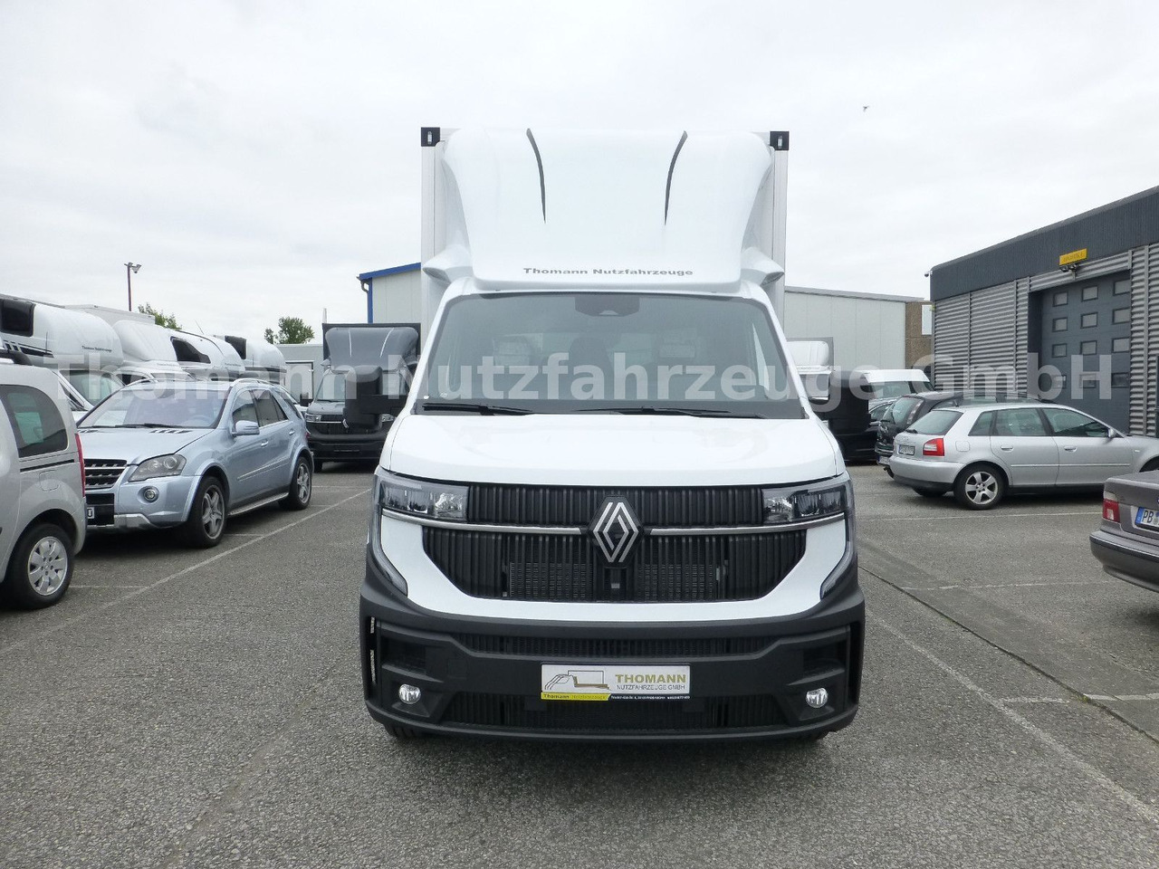 Renault NEW Master 2025 Koffer mit BÄR Ladebordwand - Autoutilitară box: Foto 3 Renault NEW Master 2025 Koffer mit BÄR Ladebordwand - Autoutilitară box: Foto 3