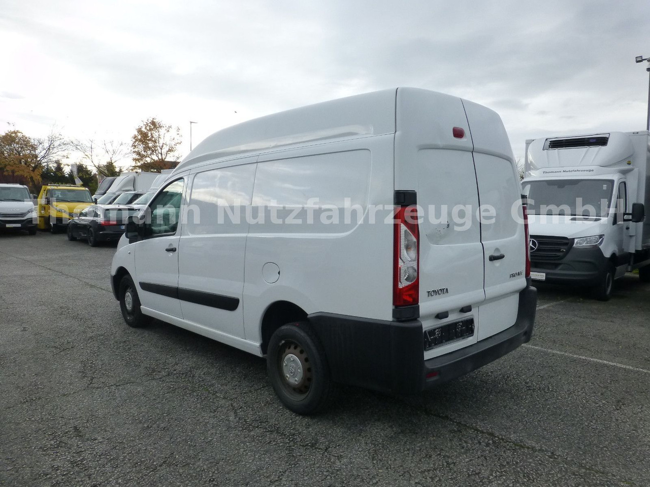 Toyota PROACE 2.0d L2H2 Klima Standheizung - Autoutilitară compactă: Foto 4 Toyota PROACE 2.0d L2H2 Klima Standheizung - Autoutilitară compactă: Foto 4