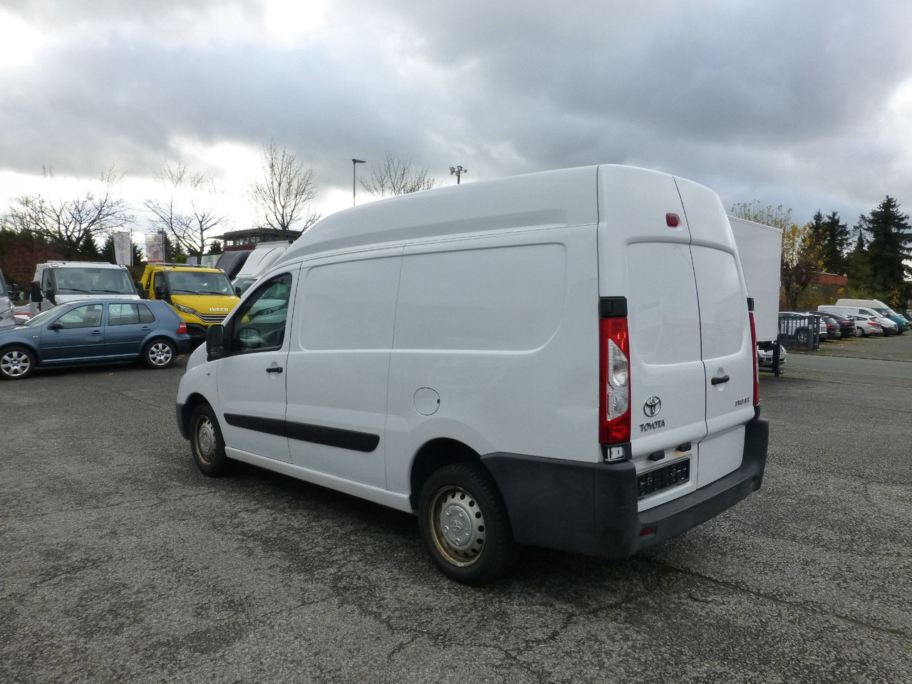 Toyota PROACE 2.0d L2H2 Klima Standheizung - Autoutilitară compactă: Foto 4 Toyota PROACE 2.0d L2H2 Klima Standheizung - Autoutilitară compactă: Foto 4