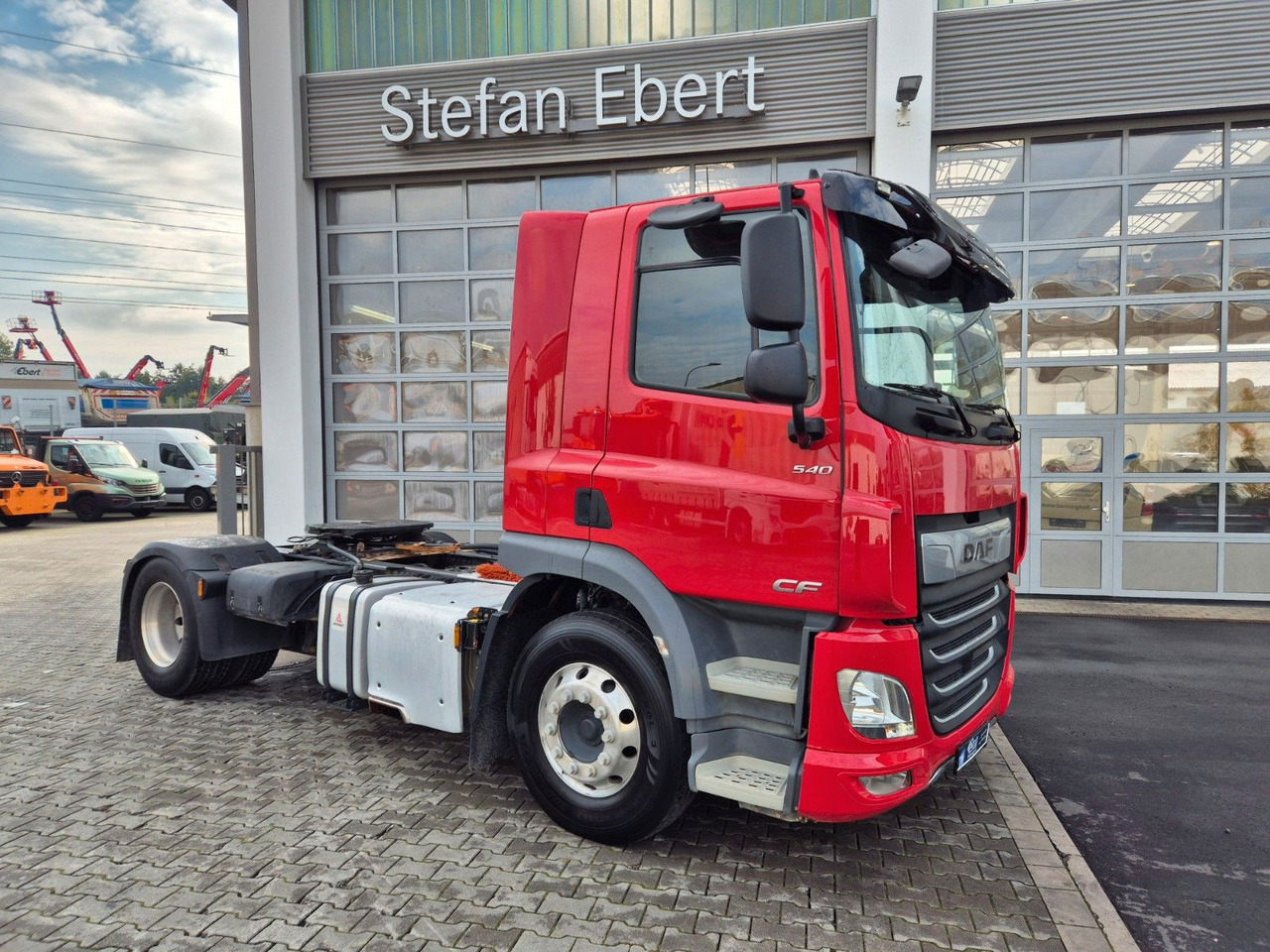 DAF CF 450 FT 4x2 Hydraulik Alu-Felgen - Cap tractor: Foto 2 DAF CF 450 FT 4x2 Hydraulik Alu-Felgen - Cap tractor: Foto 2