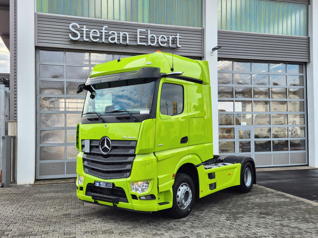 Mercedes-Benz Actros 1851 LS Öl-Retarder Standklima Mirror Big - Cap tractor: Foto 3 Mercedes-Benz Actros 1851 LS Öl-Retarder Standklima Mirror Big - Cap tractor: Foto 3