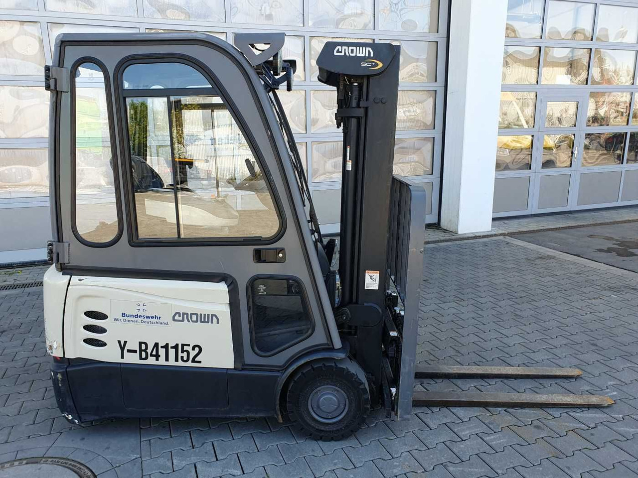 Crown SCT6020-1.3 /Triplex: 4.30m /Batterie 2020 - Electrostivuitor: Foto 2 Crown SCT6020-1.3 /Triplex: 4.30m /Batterie 2020 - Electrostivuitor: Foto 2