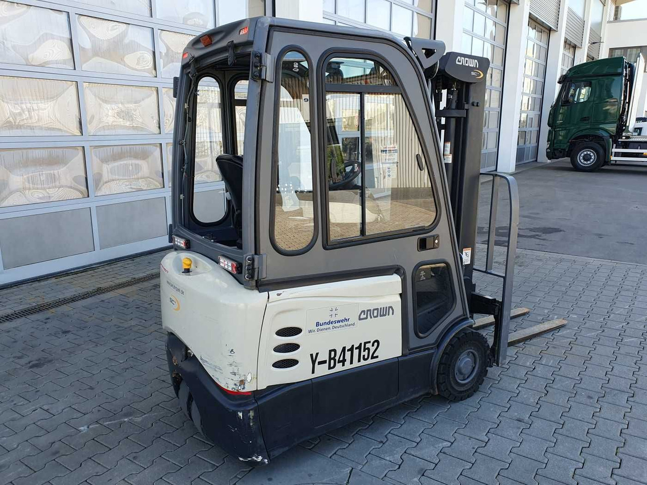 Crown SCT6020-1.3 /Triplex: 4.30m /Batterie 2020 - Electrostivuitor: Foto 3 Crown SCT6020-1.3 /Triplex: 4.30m /Batterie 2020 - Electrostivuitor: Foto 3