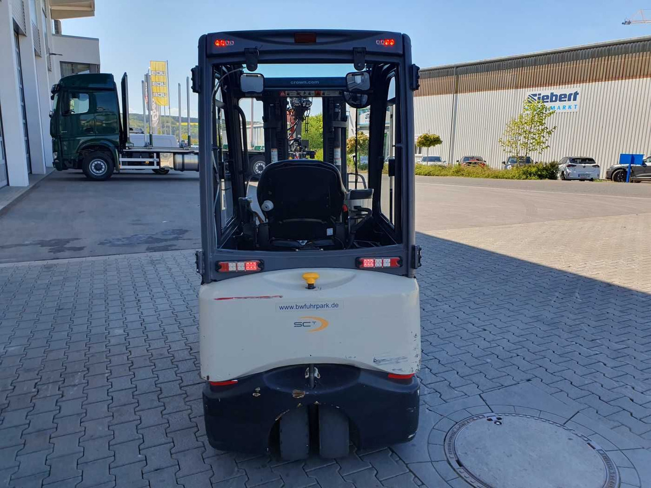 Crown SCT6020-1.3 /Triplex: 4.30m /Batterie 2020 - Electrostivuitor: Foto 5 Crown SCT6020-1.3 /Triplex: 4.30m /Batterie 2020 - Electrostivuitor: Foto 5
