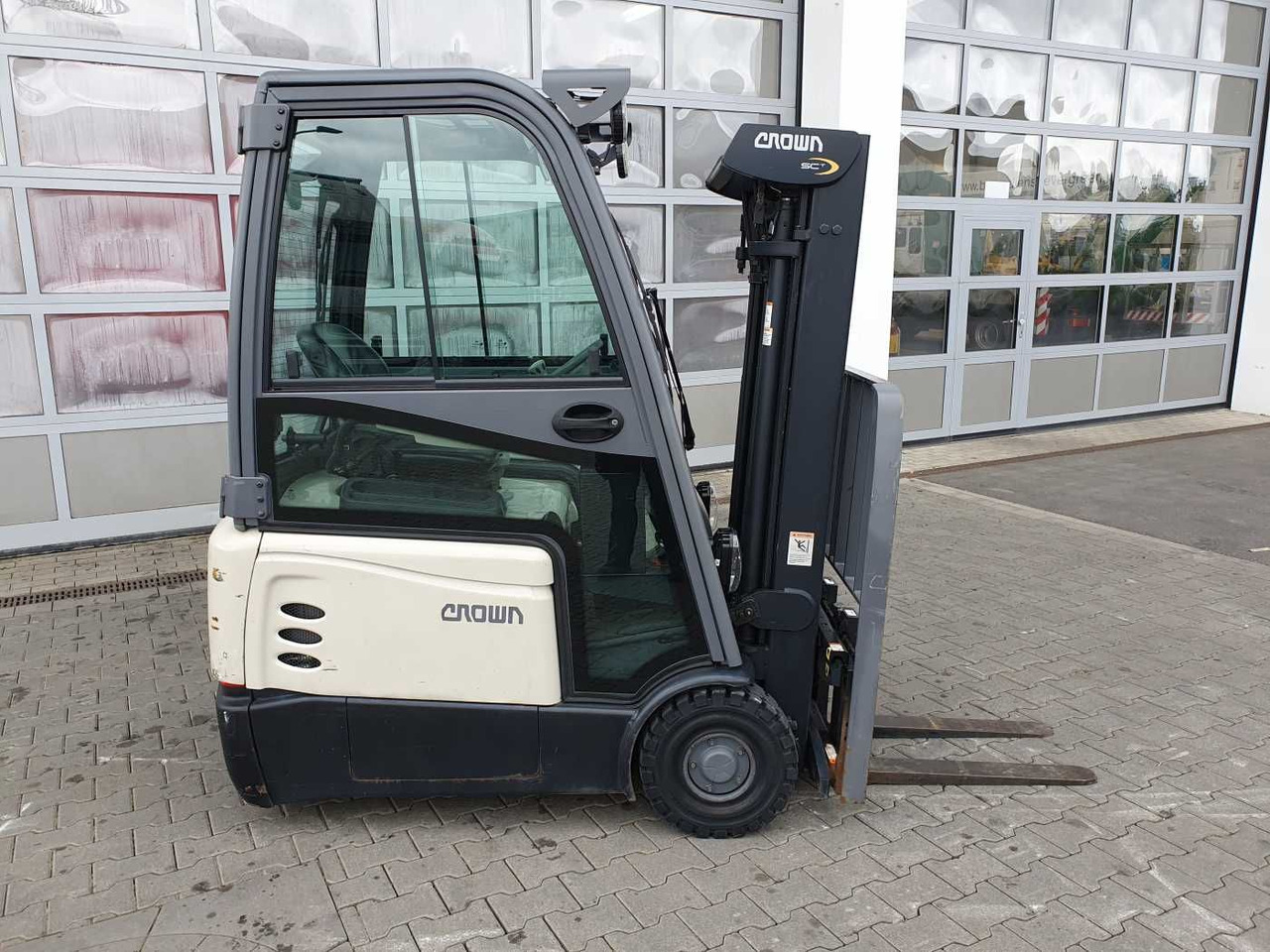 Crown SCT6020-1.3 /Triplex: 4.30m / SS / 1.185h! - Electrostivuitor: Foto 3 Crown SCT6020-1.3 /Triplex: 4.30m / SS / 1.185h! - Electrostivuitor: Foto 3