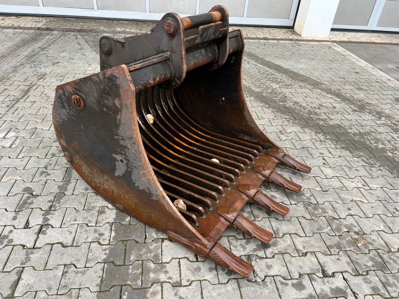 Henle K5S Sieblöffel / Löffel / OQ65 / 2020 - Cupă excavator: Foto 2 Henle K5S Sieblöffel / Löffel / OQ65 / 2020 - Cupă excavator: Foto 2