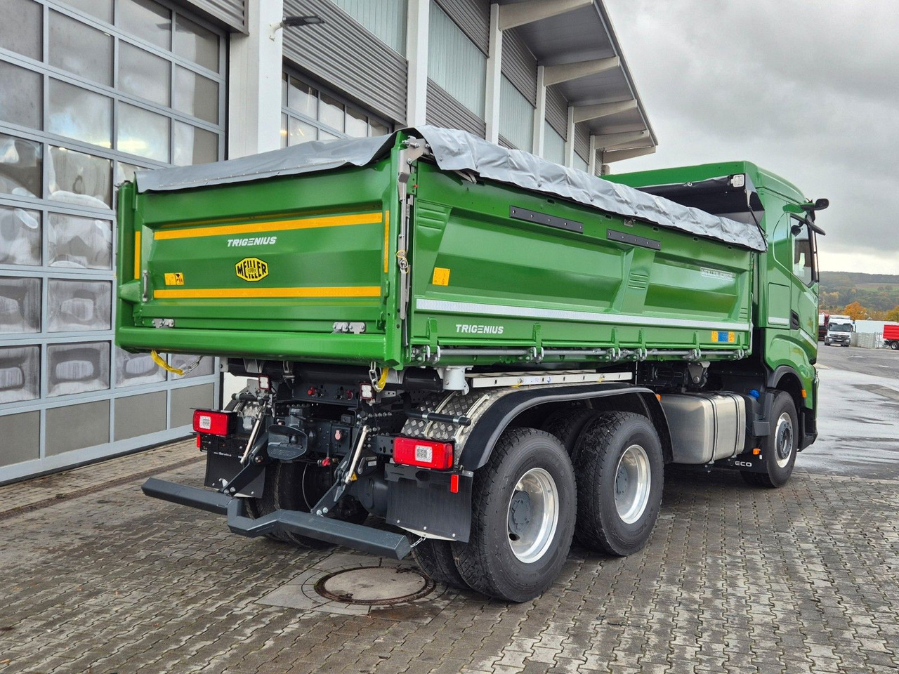 Camion basculantă Iveco AS300X58Z HR ON+ Meiller Bordmatic AHK Intarder: Foto 12 Camion basculantă Iveco AS300X58Z HR ON+ Meiller Bordmatic AHK Intarder: Foto 12