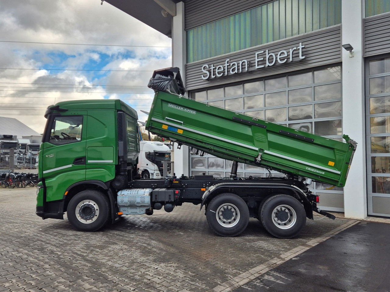 Camion basculantă Iveco AS300X58Z HR ON+ Meiller Bordmatic AHK Intarder: Foto 30 Camion basculantă Iveco AS300X58Z HR ON+ Meiller Bordmatic AHK Intarder: Foto 30