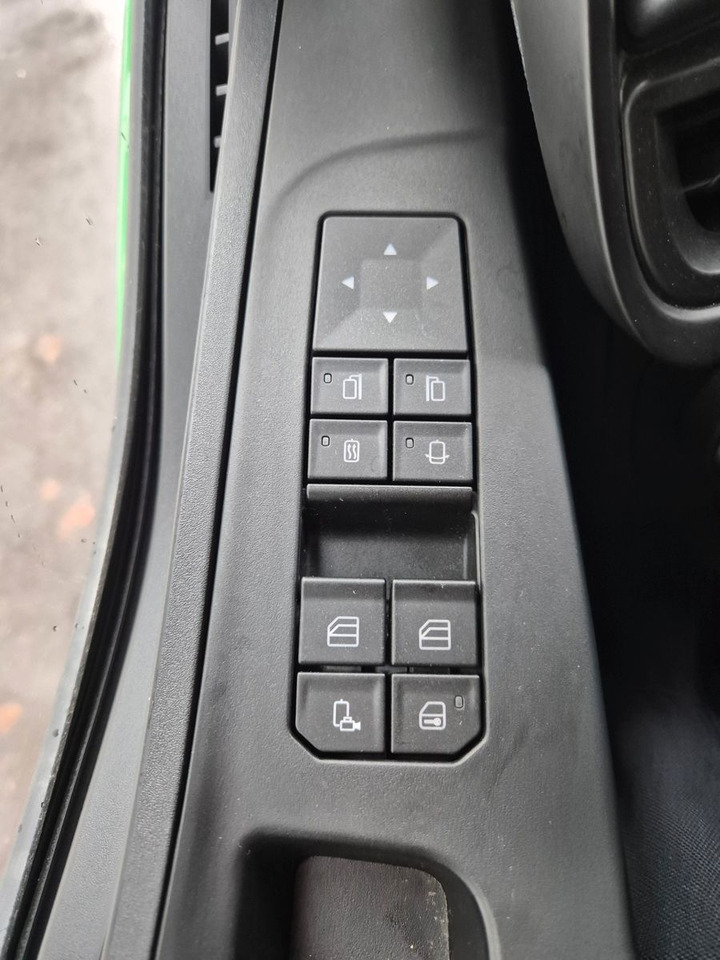 Camion basculantă Iveco AS300X58Z HR ON+ Meiller Bordmatic AHK Intarder: Foto 28 Camion basculantă Iveco AS300X58Z HR ON+ Meiller Bordmatic AHK Intarder: Foto 28