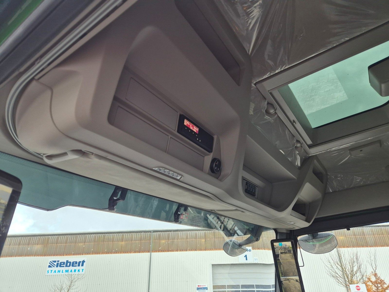 Camion basculantă Iveco AS300X58Z HR ON+ Meiller Bordmatic AHK Intarder: Foto 24 Camion basculantă Iveco AS300X58Z HR ON+ Meiller Bordmatic AHK Intarder: Foto 24