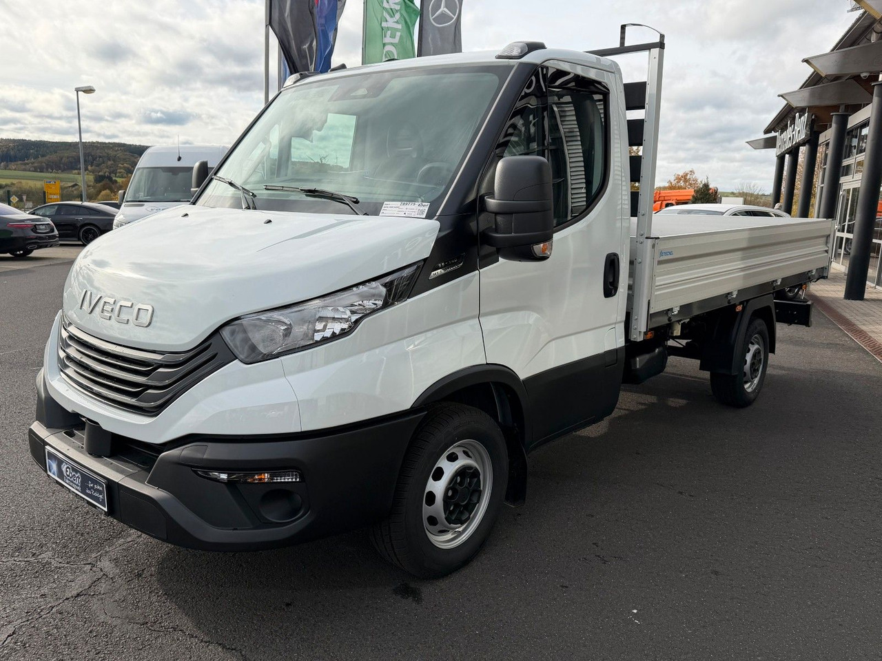 Iveco Daily 35S14 A8*R3.450mm*Automatik*Kamera*2Sitze* - Autoutilitară basculantă: Foto 3 Iveco Daily 35S14 A8*R3.450mm*Automatik*Kamera*2Sitze* - Autoutilitară basculantă: Foto 3