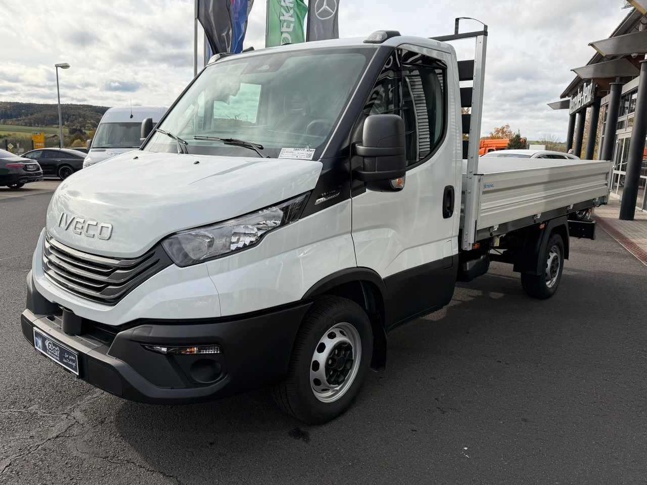 Iveco Daily 35S14 A8*R3.450mm*Automatik*Kamera*2Sitze* - Autoutilitară basculantă: Foto 3 Iveco Daily 35S14 A8*R3.450mm*Automatik*Kamera*2Sitze* - Autoutilitară basculantă: Foto 3