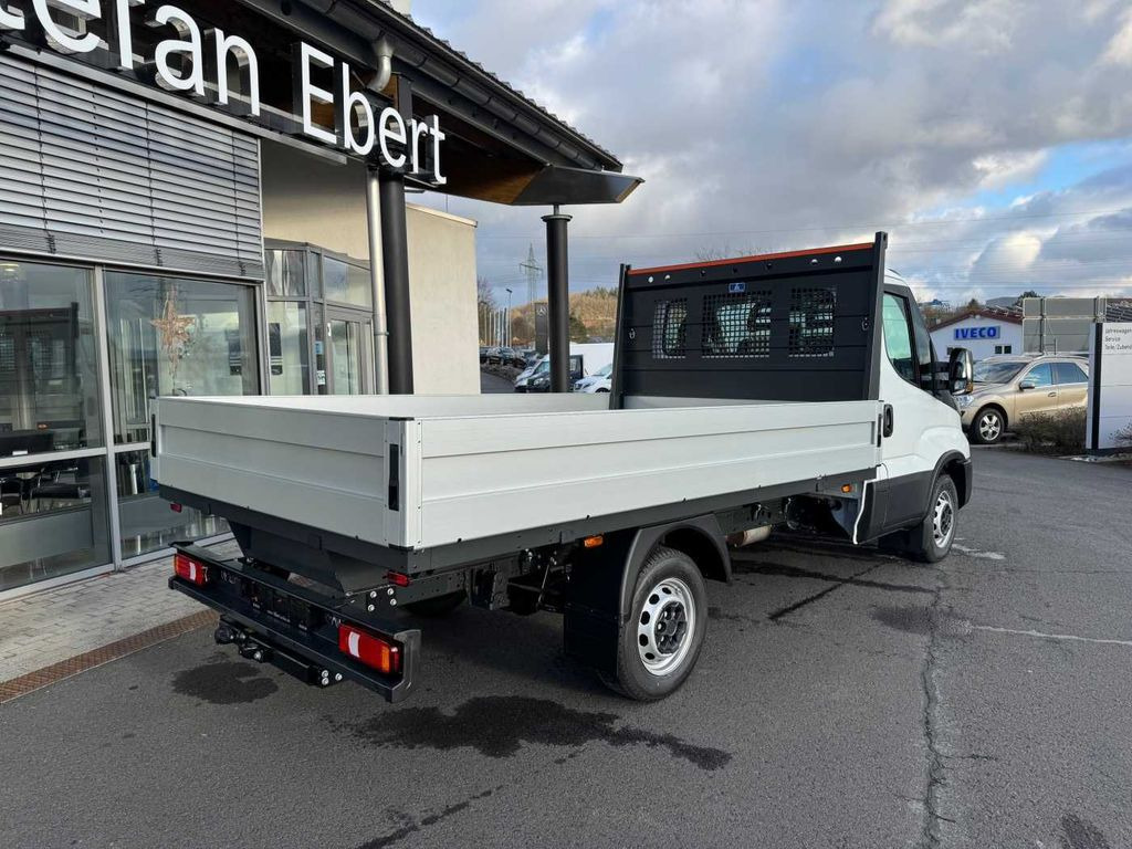 Iveco Daily 35S14 Pritsche *R.3450mm*3,5tAHK* - Autoutilitară cu platformă: Foto 5 Iveco Daily 35S14 Pritsche *R.3450mm*3,5tAHK* - Autoutilitară cu platformă: Foto 5