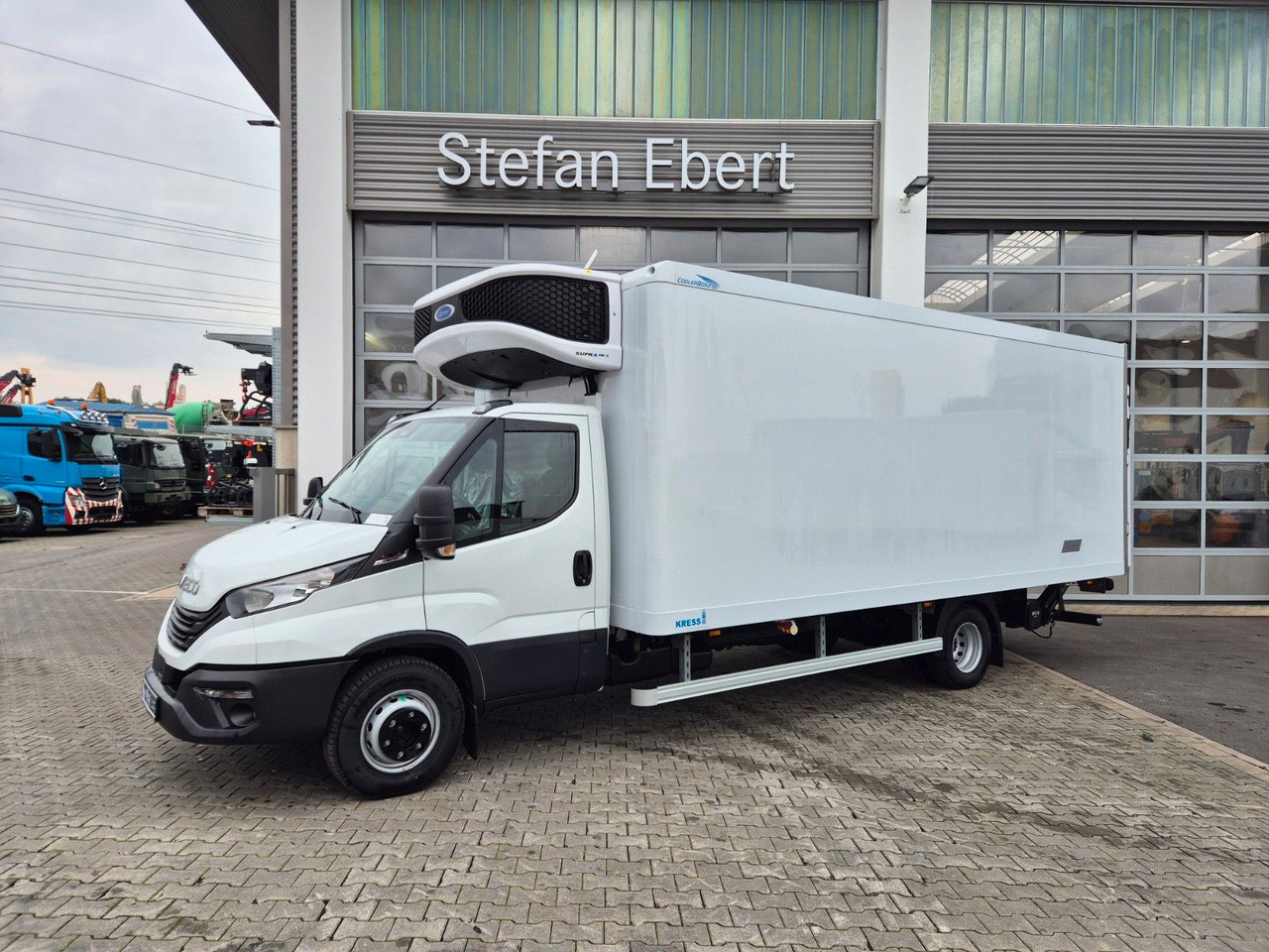 Iveco Daily 70C18 A8 3.0L *R5.100mm*LBW*Luft*Automatik - Autoutilitară frigorifica: Foto 2 Iveco Daily 70C18 A8 3.0L *R5.100mm*LBW*Luft*Automatik - Autoutilitară frigorifica: Foto 2