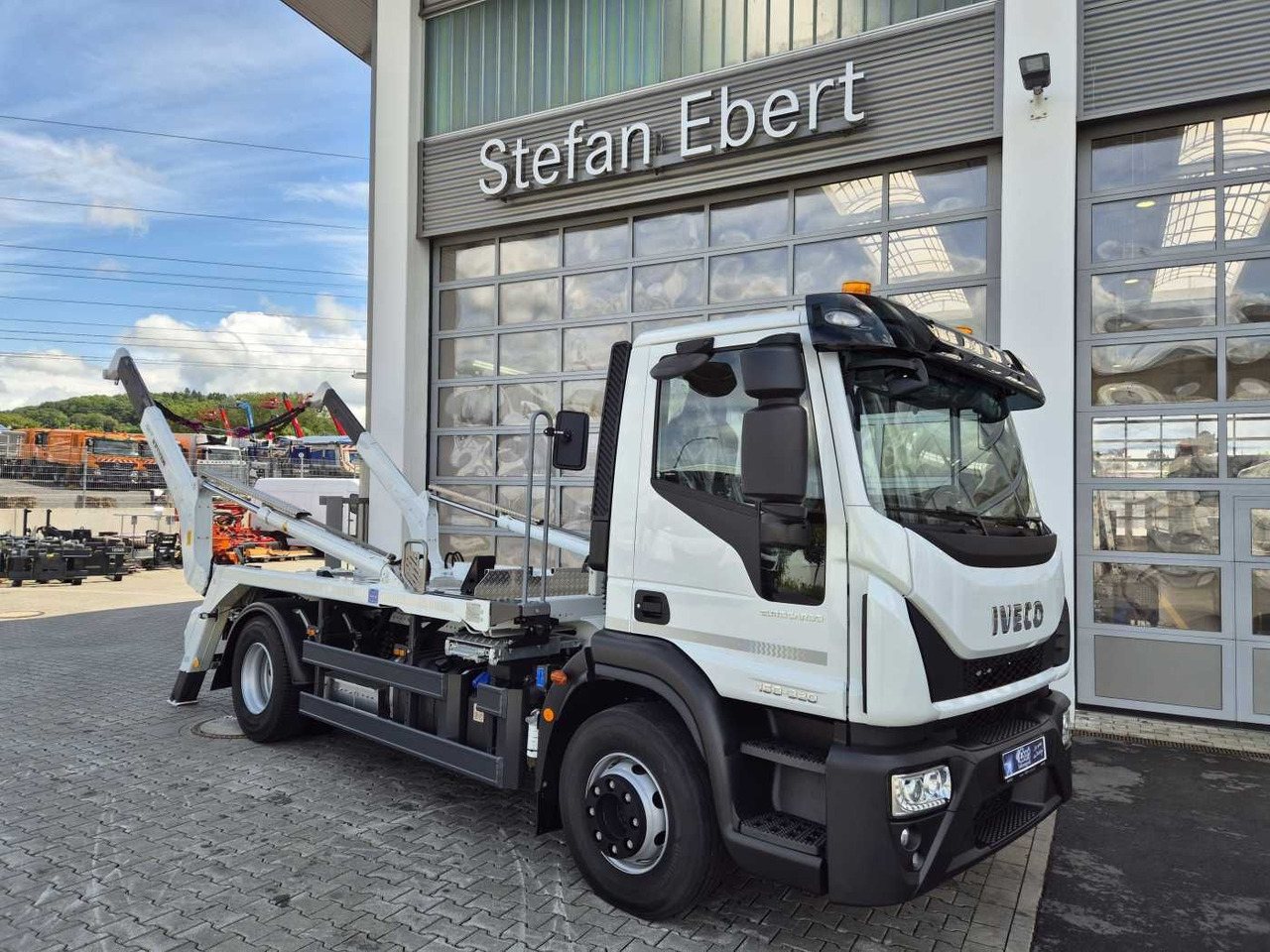 Iveco Eurocargo ML160E32/P Meiller AK 10. T Funk AHK - Camion basculantă: Foto 1 Iveco Eurocargo ML160E32/P Meiller AK 10. T Funk AHK - Camion basculantă: Foto 1