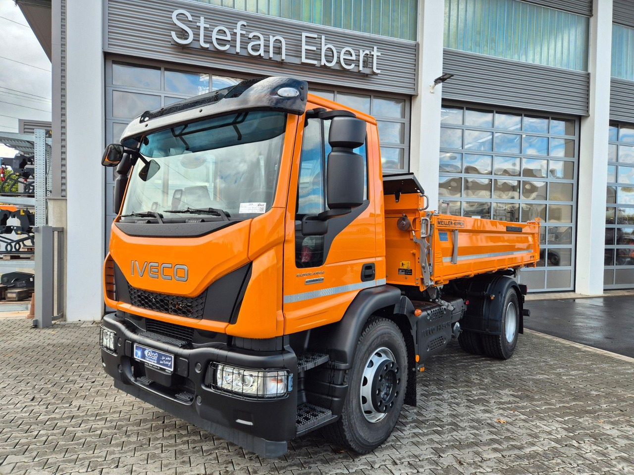 Iveco Eurocargo ML180E32K 4x2 Meiller AHK - Camion basculantă: Foto 2 Iveco Eurocargo ML180E32K 4x2 Meiller AHK - Camion basculantă: Foto 2