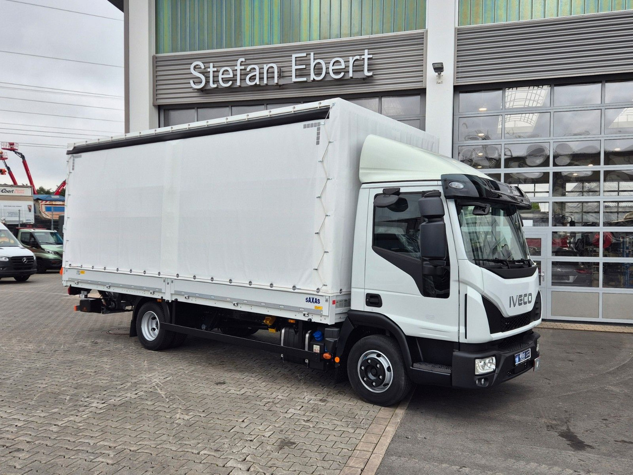 Iveco Eurocargo ML75E19/P LBW Spoiler Klima 3 Sitze - Autoutilitară cu prelată: Foto 4 Iveco Eurocargo ML75E19/P LBW Spoiler Klima 3 Sitze - Autoutilitară cu prelată: Foto 4