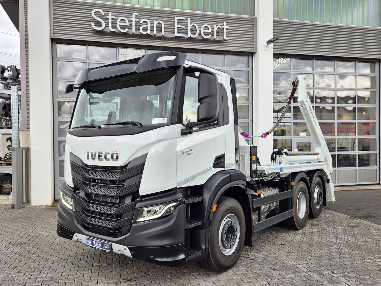 Iveco X-Way AD280X42Y/PS 6x2 Meiller 16. T Funk Lift - Camion basculantă: Foto 2 Iveco X-Way AD280X42Y/PS 6x2 Meiller 16. T Funk Lift - Camion basculantă: Foto 2