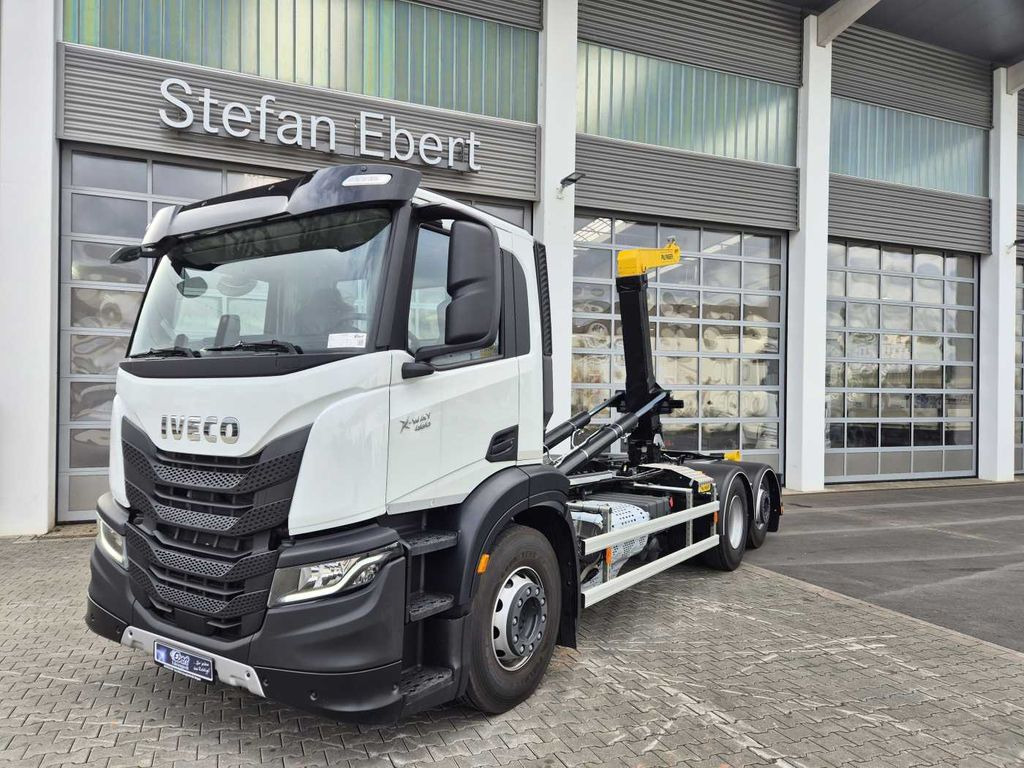 Iveco X-Way AD280X46Y/PS ON 6x2 Palfinger PHT20SLD5 4x - Camion cu cârlig: Foto 1 Iveco X-Way AD280X46Y/PS ON 6x2 Palfinger PHT20SLD5 4x - Camion cu cârlig: Foto 1