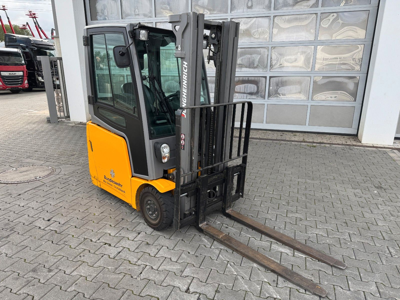 Jungheinrich EFG 215 / Triplex: 4.25m! / SS / nur 716h! - Electrostivuitor: Foto 3 Jungheinrich EFG 215 / Triplex: 4.25m! / SS / nur 716h! - Electrostivuitor: Foto 3