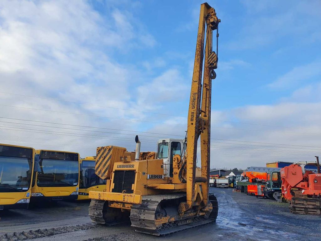 Liebherr RL 42 B / Rohrleger / Pipelayer / nur 4.861h! Liebherr RL 42 B / Rohrleger / Pipelayer / nur 4.861h! - Buldozer: Foto 1 Liebherr RL 42 B / Rohrleger / Pipelayer / nur 4.861h! Liebherr RL 42 B / Rohrleger / Pipelayer / nur 4.861h! - Buldozer: Foto 1