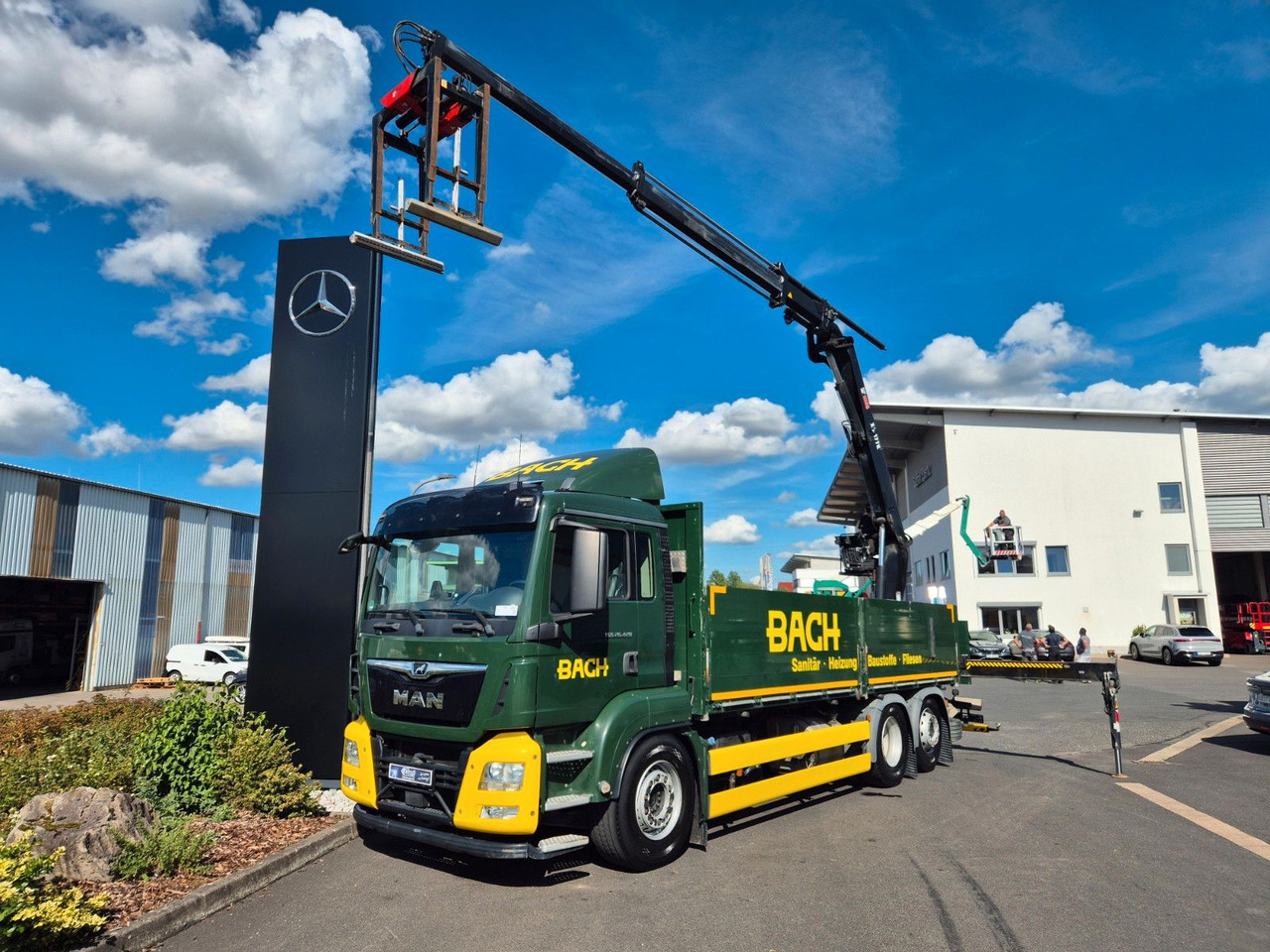 MAN TGS 26.420 6x2-4 LL Hiab 177K PRO 2 Stück - Camion platformă: Foto 1 MAN TGS 26.420 6x2-4 LL Hiab 177K PRO 2 Stück - Camion platformă: Foto 1